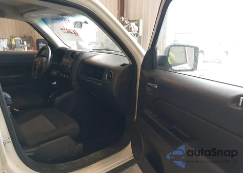 2012 Jeep Patriot Sport из США, поврежденный, VIN 1C4NJPBA8CD610534